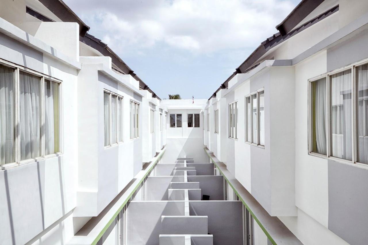 Maxonehotels At Resort Makassar Exterior foto