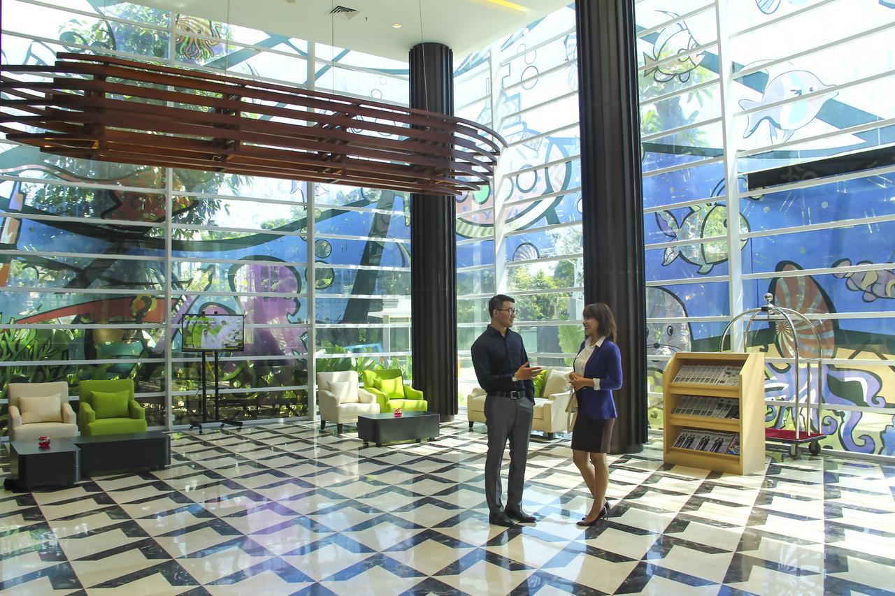 Maxonehotels At Resort Makassar Exterior foto